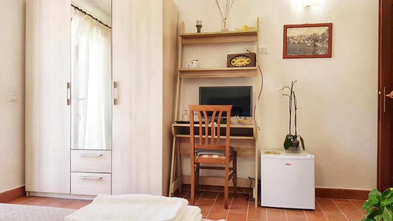 B&B Bell'Alba Santa Teresa Gallura Exterior foto