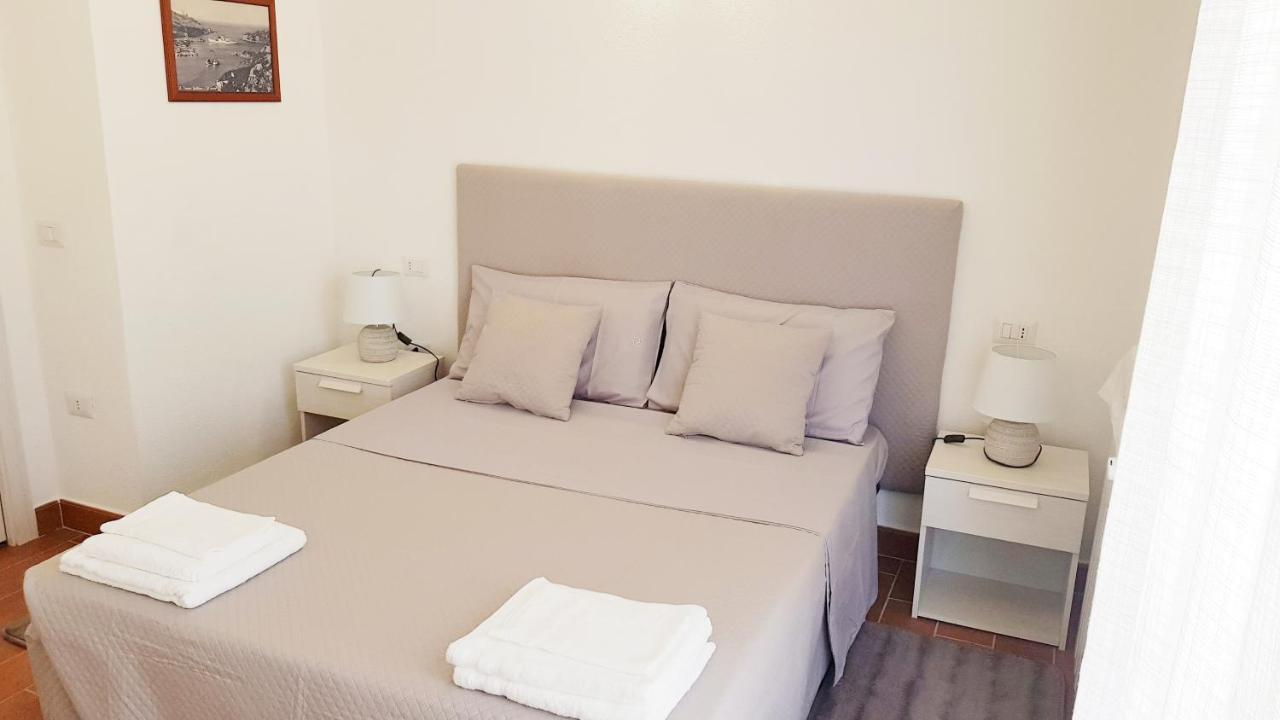 B&B Bell'Alba Santa Teresa Gallura Exterior foto