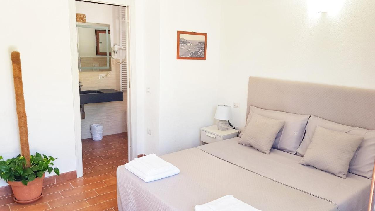 B&B Bell'Alba Santa Teresa Gallura Exterior foto